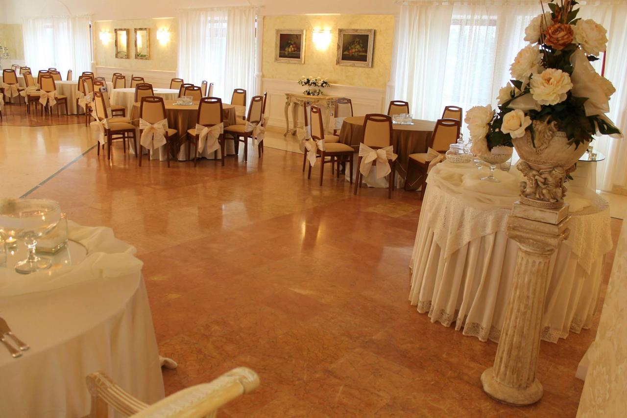 Hotel Agri Resort "Agora" Castelluccio dei Sauri Eksteriør billede